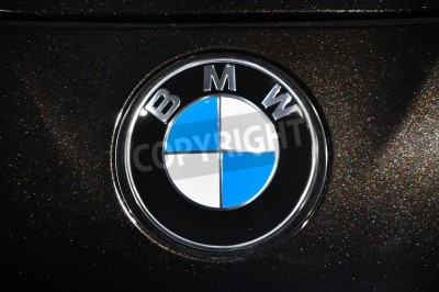 Fotobehang Close-up BMW Chroom metalen