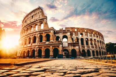 Fotobehang Colosseum op de achtergrond van de zonsondergang