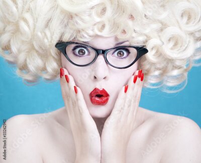 Fotobehang Cute blonde meisje