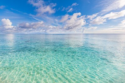 Fotobehang De horizon over de turquoise zee
