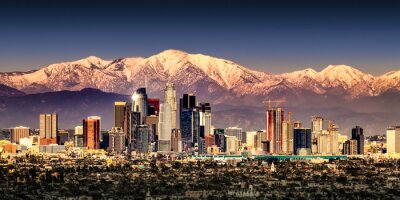 De horizon van Los Angeles met berg