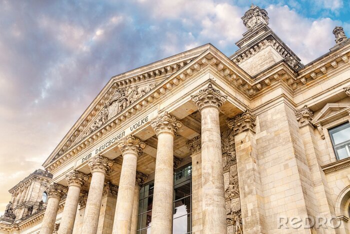 Fotobehang De kolommen van de Reichstag in Berlijn