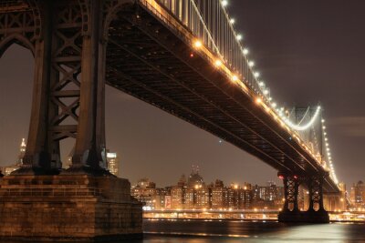 De lichten van de Manhattan-brug