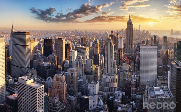 Fotobehang De skyline van New York City bij zonsondergang