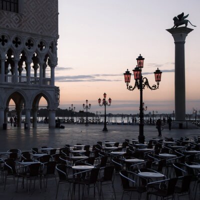 Fotobehang Decoratieve lantaarns in Veneti?