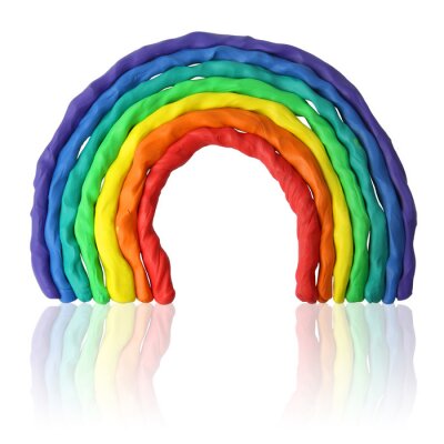 Een regenboog gemaakt van gekleurd plasticine