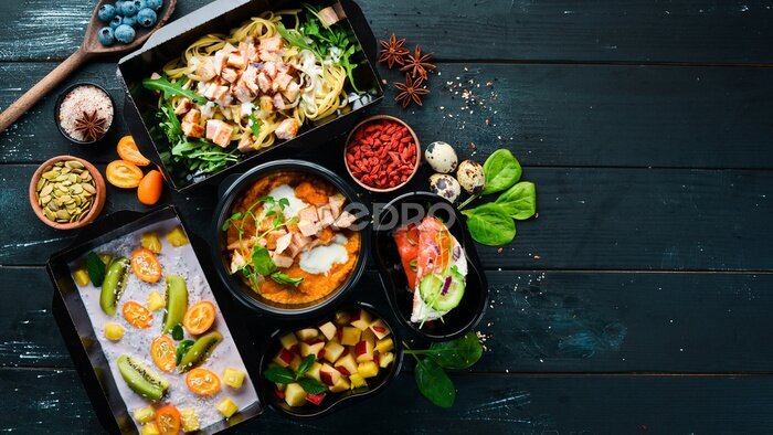 Fotobehang Een set elegant geserveerde gerechten