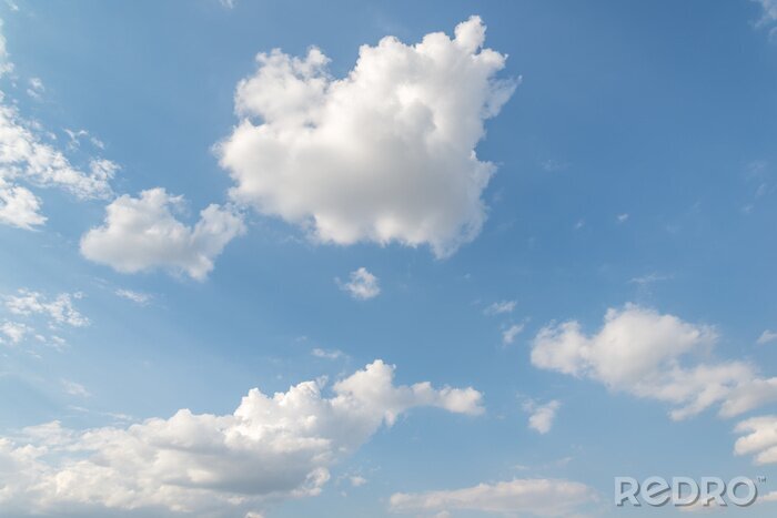 Fotobehang Enkele wolken in de lucht