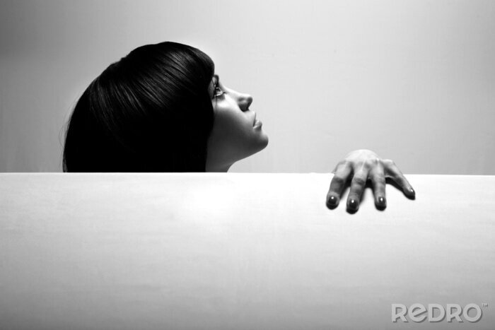 Fotobehang Fine art portret van elegante meisje. Studio foto. Mooie vrouw