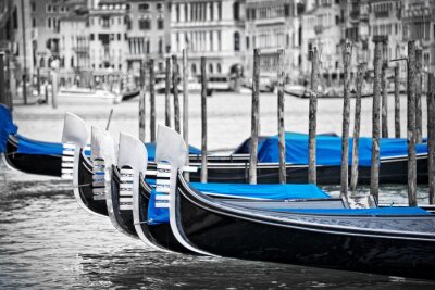 Fotobehang Foto van Venetië in twee kleuren