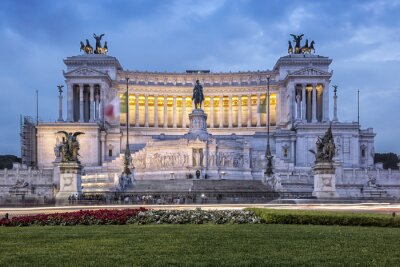 Gebouwen van Rome in de avond