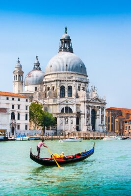 Fotobehang Gondelier op de achtergrond van Venetiaanse basiliek