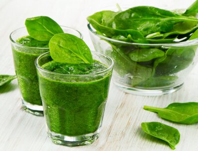 Fotobehang Groene drank van spinazie