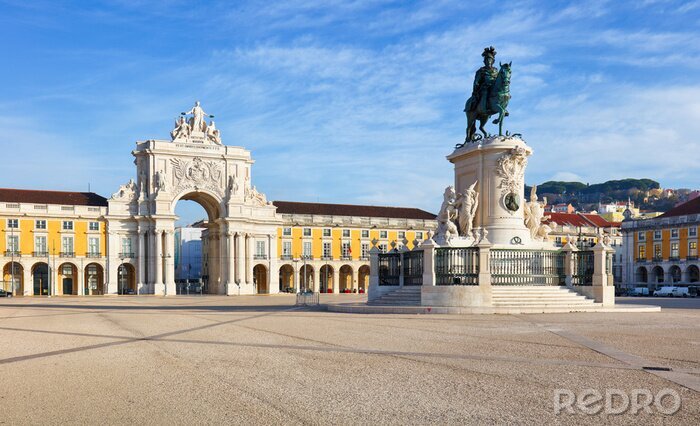 Fotobehang Historisch gebouw van Lissabon