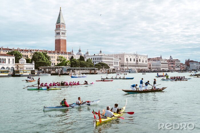 Fotobehang Kanoërs in Venetië