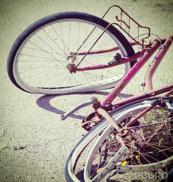 Fotobehang Kapotte fiets
