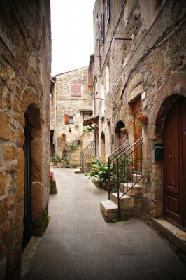 kleine backstreet in een Italiaans dorp