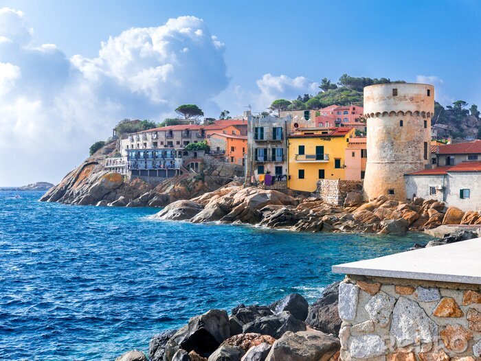 Fotobehang Kleine stad aan de Toscaanse kust