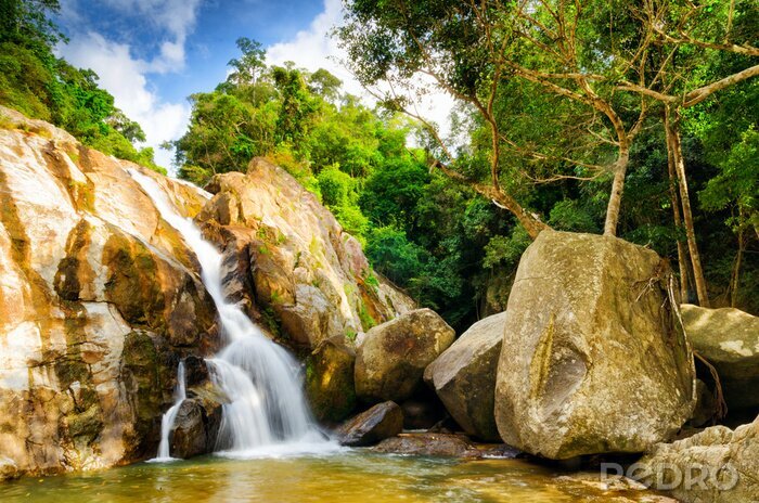 Fotobehang Kleine waterval in Thailand