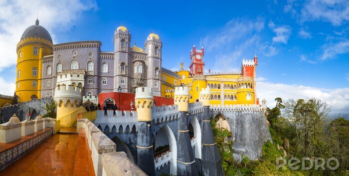 Fotobehang Kleurrijk kasteel van Lissabon
