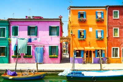 Fotobehang Kleurrijke huurhuizen in Venetië