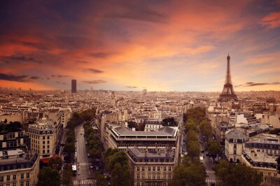 Fotobehang Kleurrijke wolken boven Parijs