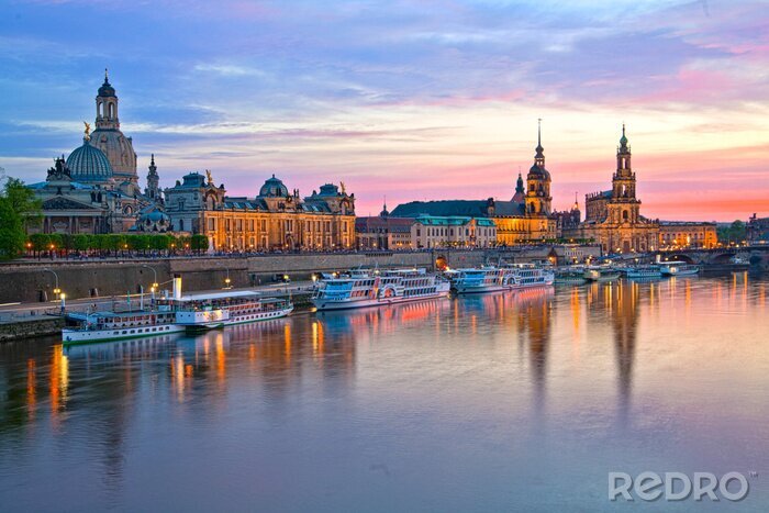 Fotobehang Klimaatpanorama van de stad