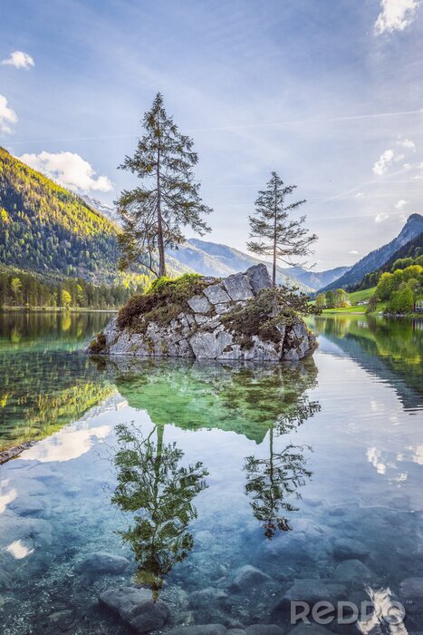 Fotobehang Lake Hintersee in Nationalpark Berchtesgadener Land, Bavaria, Germany