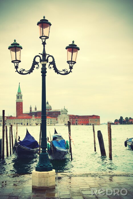 Fotobehang Lantaarns op de achtergrond van Venetië