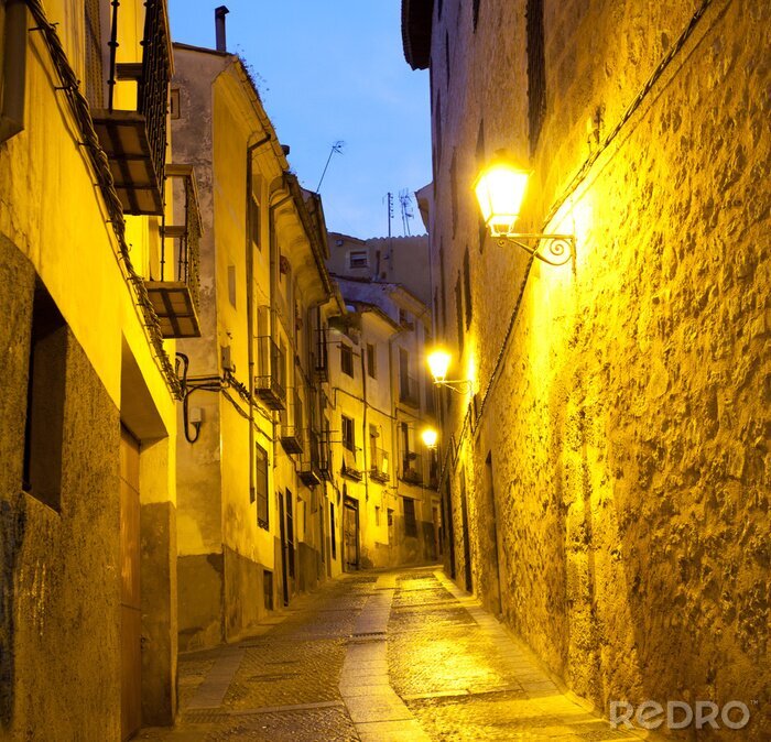 Fotobehang Lege steegjes in Cuenca. Spanje.