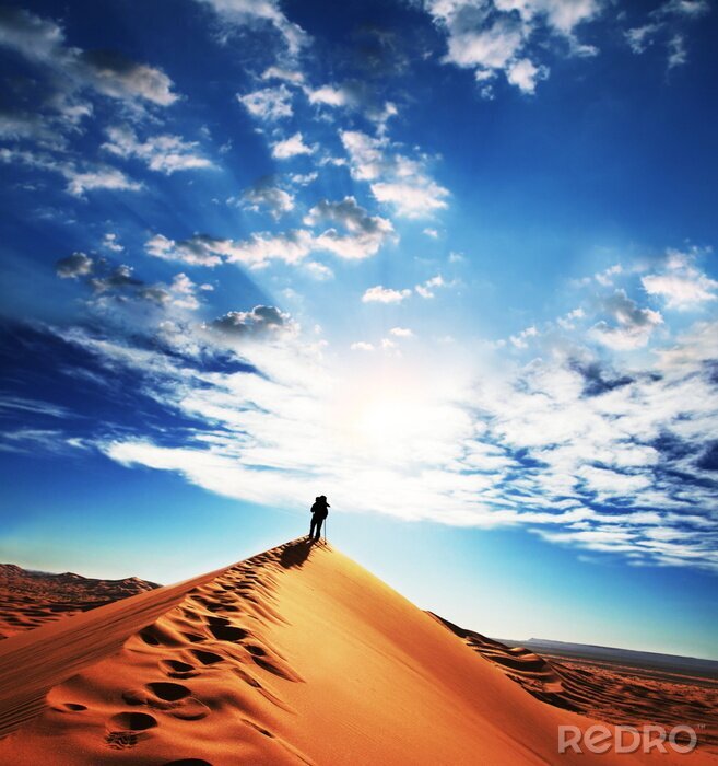 Fotobehang Man in de woestijn