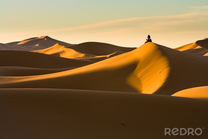 Fotobehang Man in de woestijn