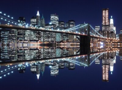 Manhattanbrug 's nachts