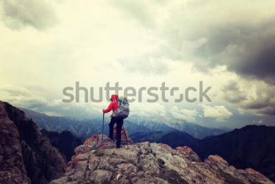 Fotobehang Mensen op een bergtop