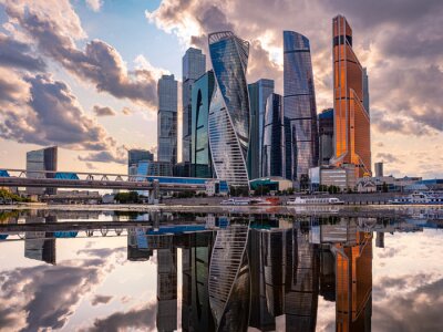 Fotobehang Moderne wolkenkrabbers in Moskou