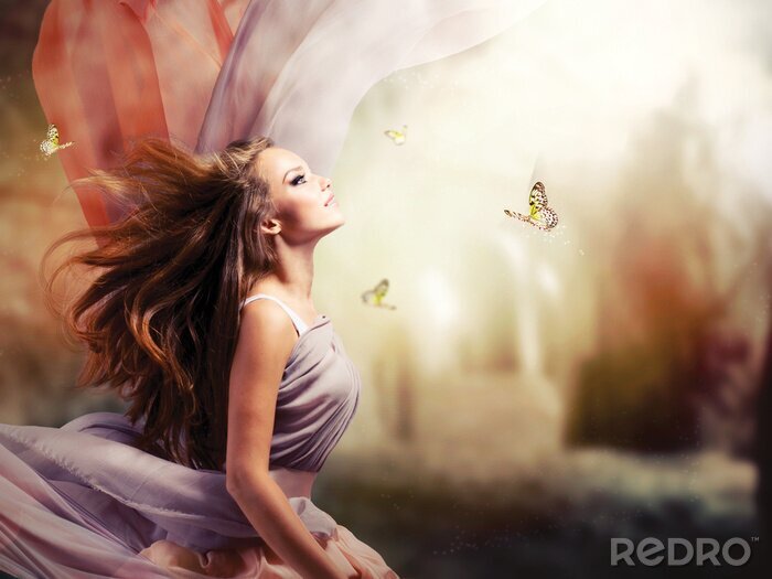 Fotobehang Mooi Meisje in Fantasy Mystieke en magische Spring Garden