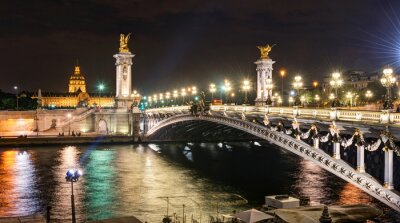 Fotobehang Nachtelijk Parijs en de Alexander III brug