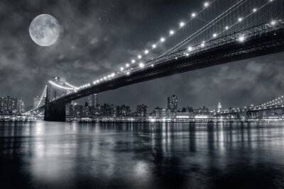 Nachtzicht op de brug