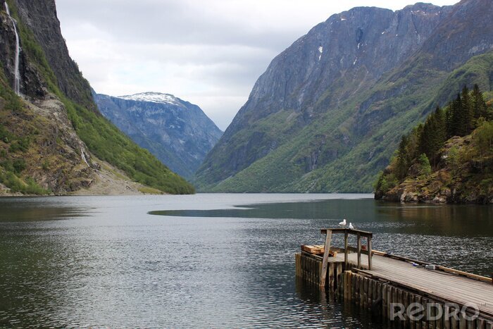 Fotobehang Noors meerlandschap