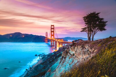 Fotobehang Ongewoon uitzicht op de brug van San Francisco