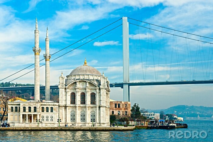 Fotobehang Ortakoy moskee en de Bosporus-brug, Istanbul, Turkije.