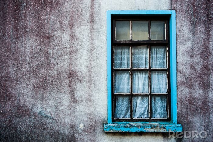 Fotobehang oude grungy muur en raam van verlaten huis