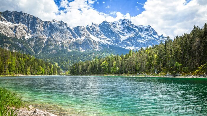 Fotobehang Panorama van bergen en turquoise water