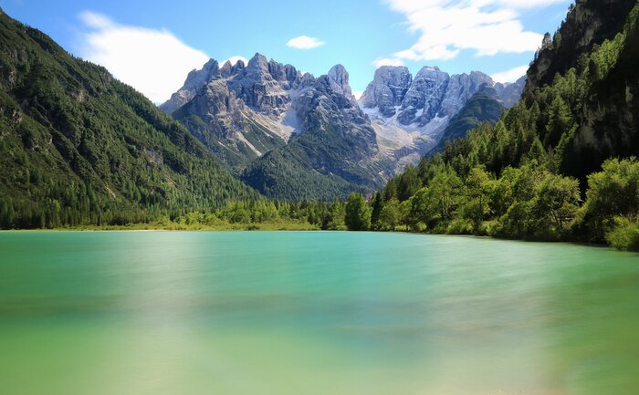 Fotobehang Panorama van de Italiaanse natuur en bergen