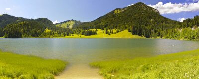 Fotobehang Panorama van groene bergen