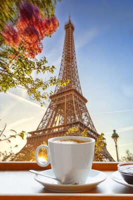 Parijs Eiffeltoren gezien vanuit een café