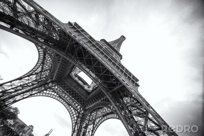 Fotobehang Parijs Eiffeltoren vanuit kikkerperspectief