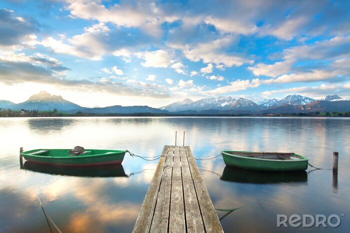 Fotobehang Pier op een alpenmeer