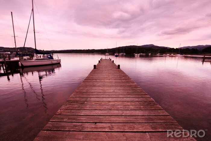Fotobehang Pier op een rustig meer