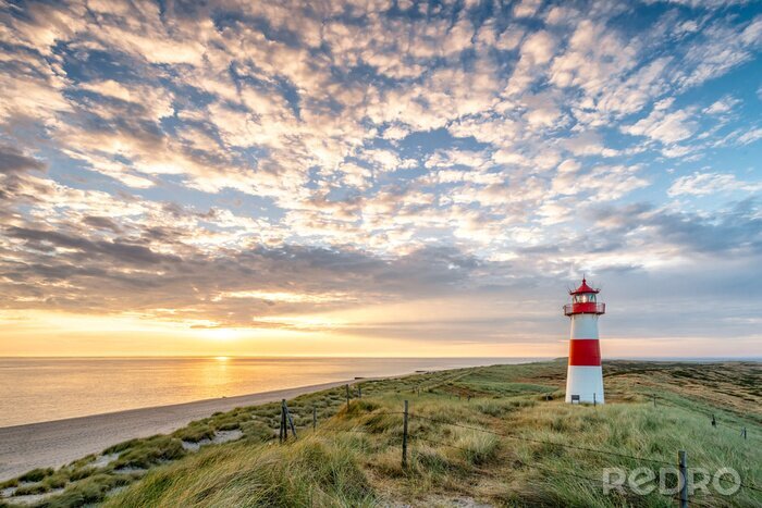Fotobehang Red Lighthouse on the island of Sylt in North Frisia, Schleswig-Holstein, Germany